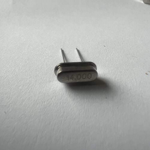 Sinclair ZX Spectrum 16K & 48K Brand New Replacement 14MHz Crystal Oscillator (lo profile)