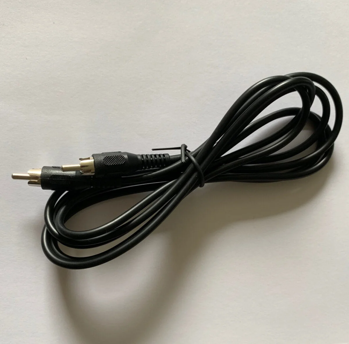 Composite video TV cable. 2 meter length