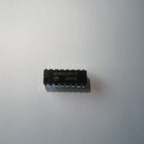 4116 Lower RAM IC (Motorola MCM4116BP-25)