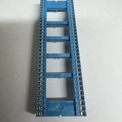 68000 64pin Dual Wipe socket. BRAND NEW STOCK (Blue)